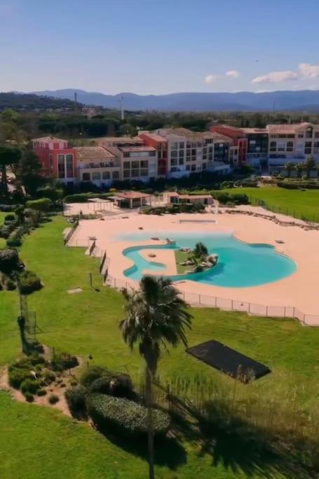 Proche St Tropez Refait A Neuf Bord De Plage Et Piscine Cogolin Zewnętrze zdjęcie