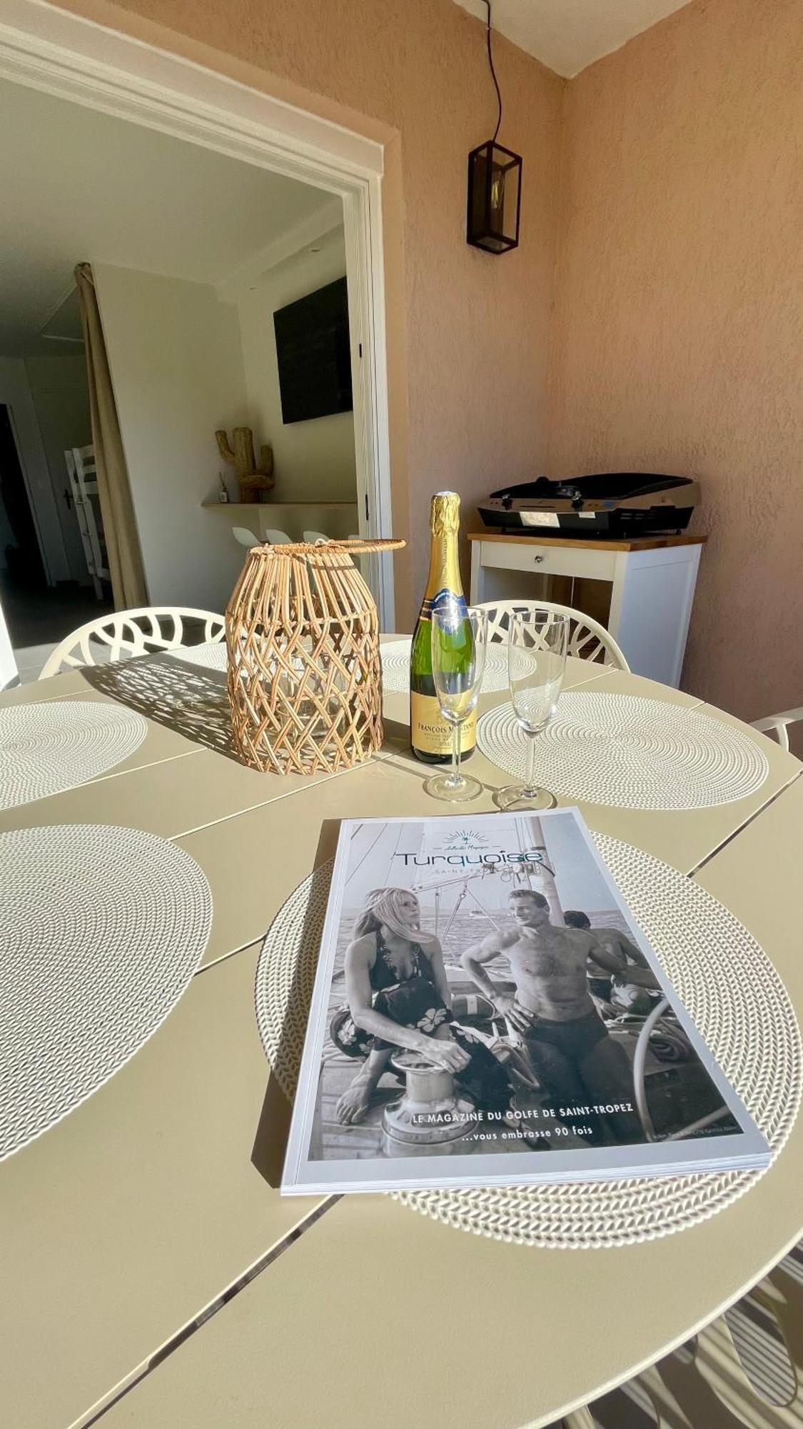 Proche St Tropez Refait A Neuf Bord De Plage Et Piscine Cogolin Zewnętrze zdjęcie